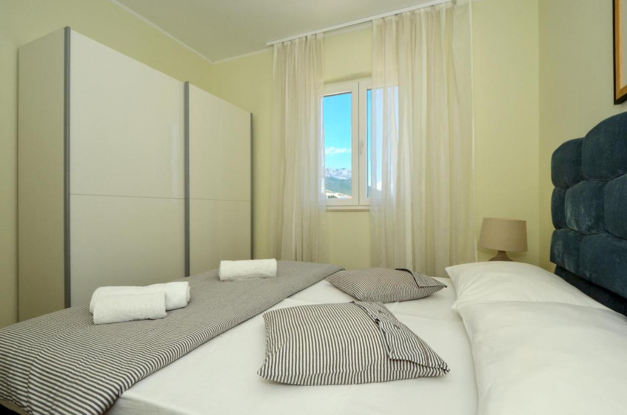 Holiday Home Nevera Kaštela Екстериор снимка
